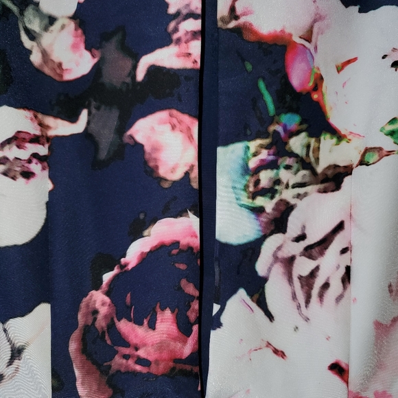 Finders Keepers Mini Dress Back slit Medium - Picture 15 of 15